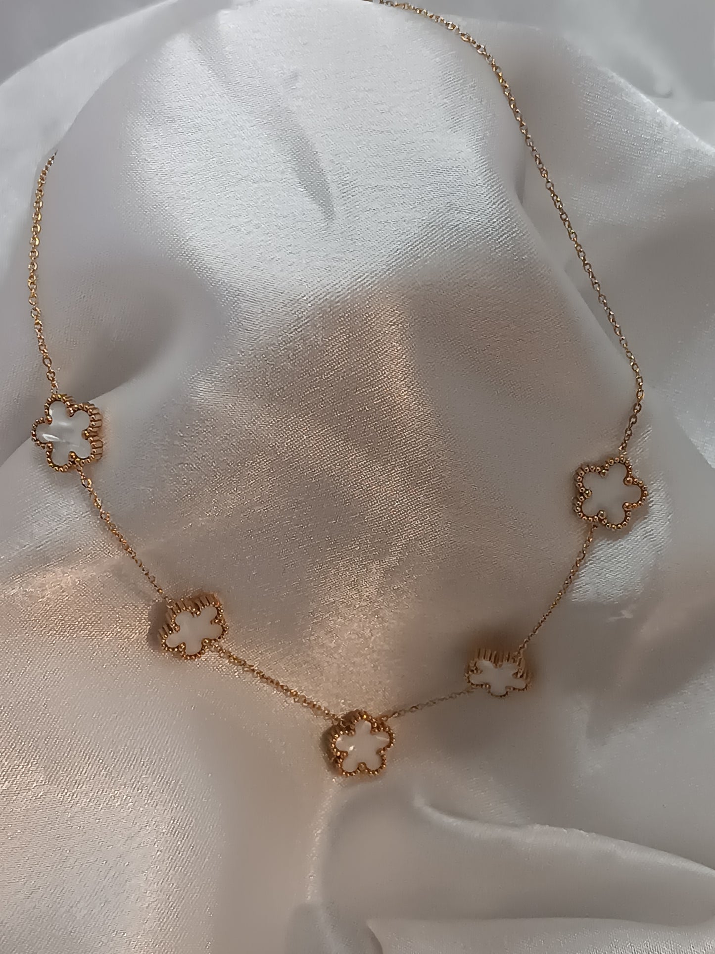 Collier Flora