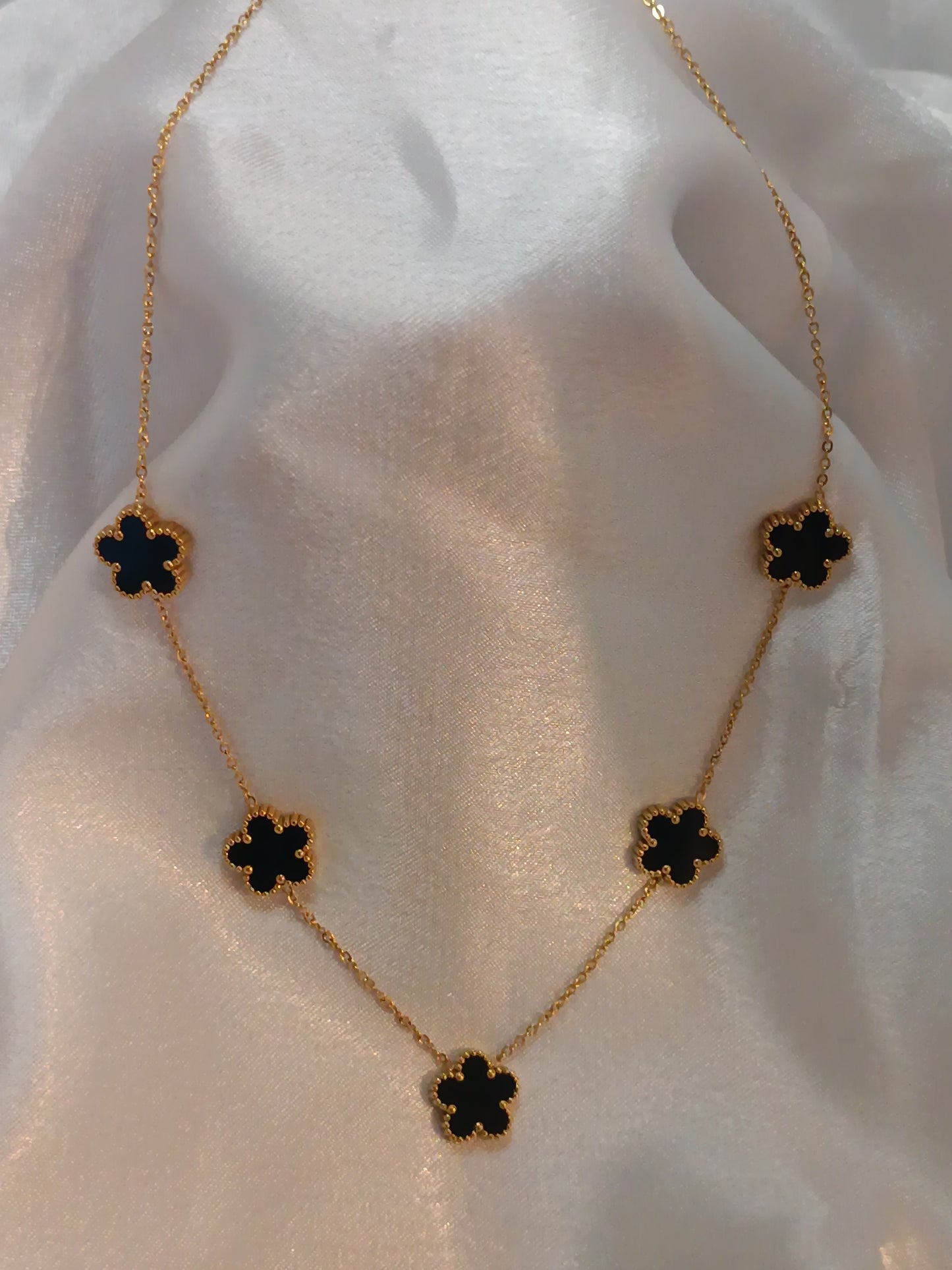 Collier Flora