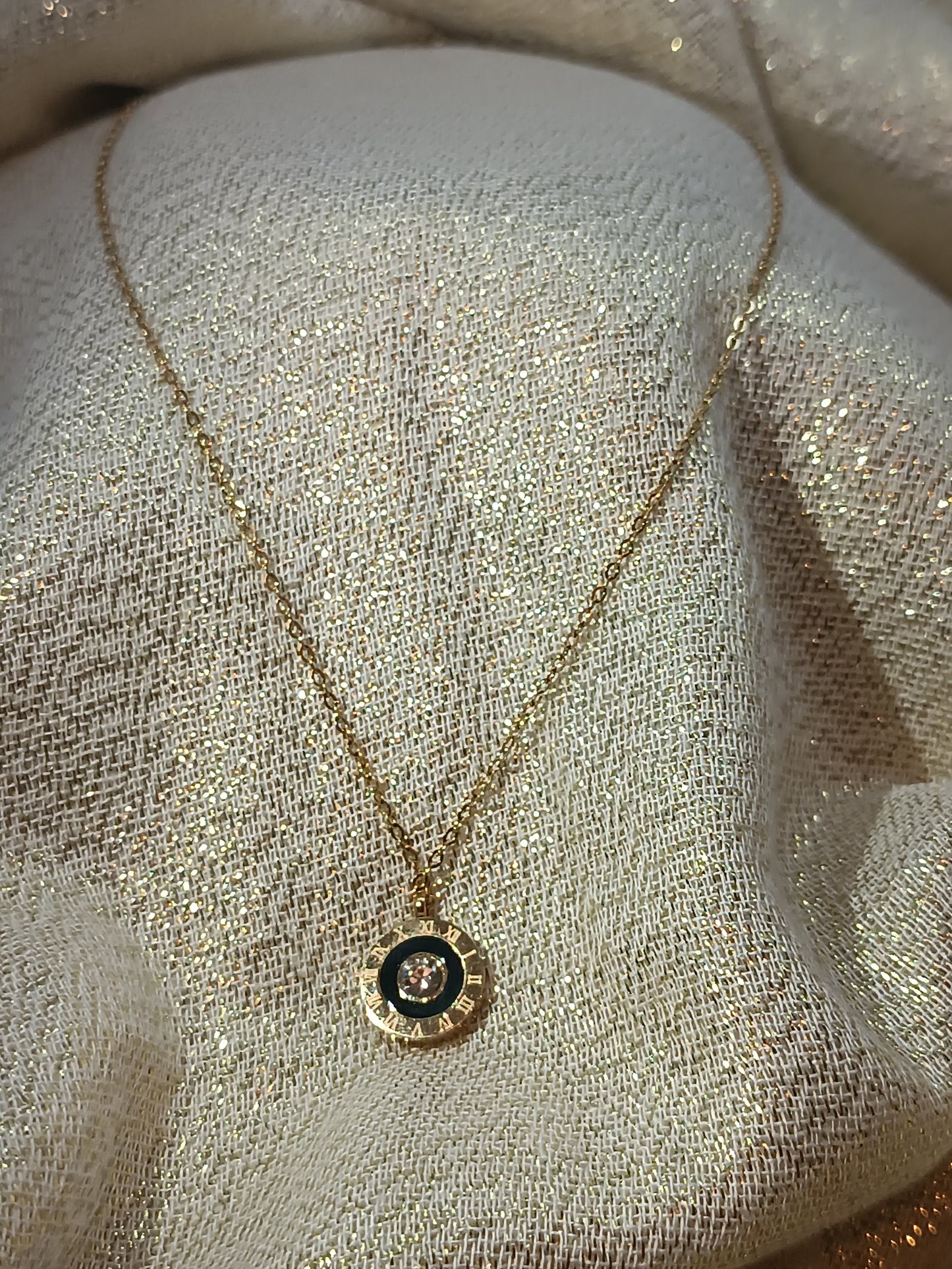 Collier Jaya