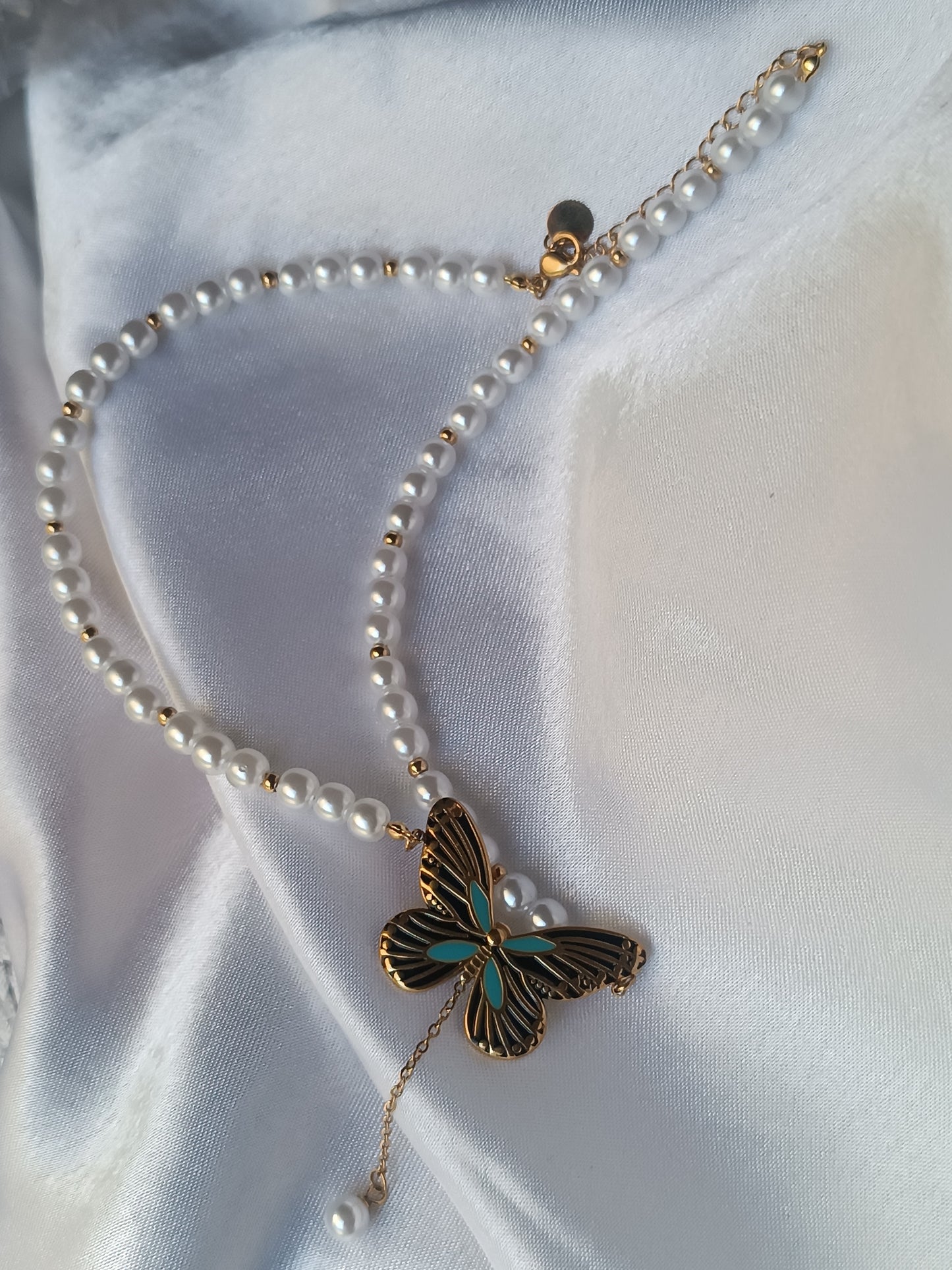 Collier Norh