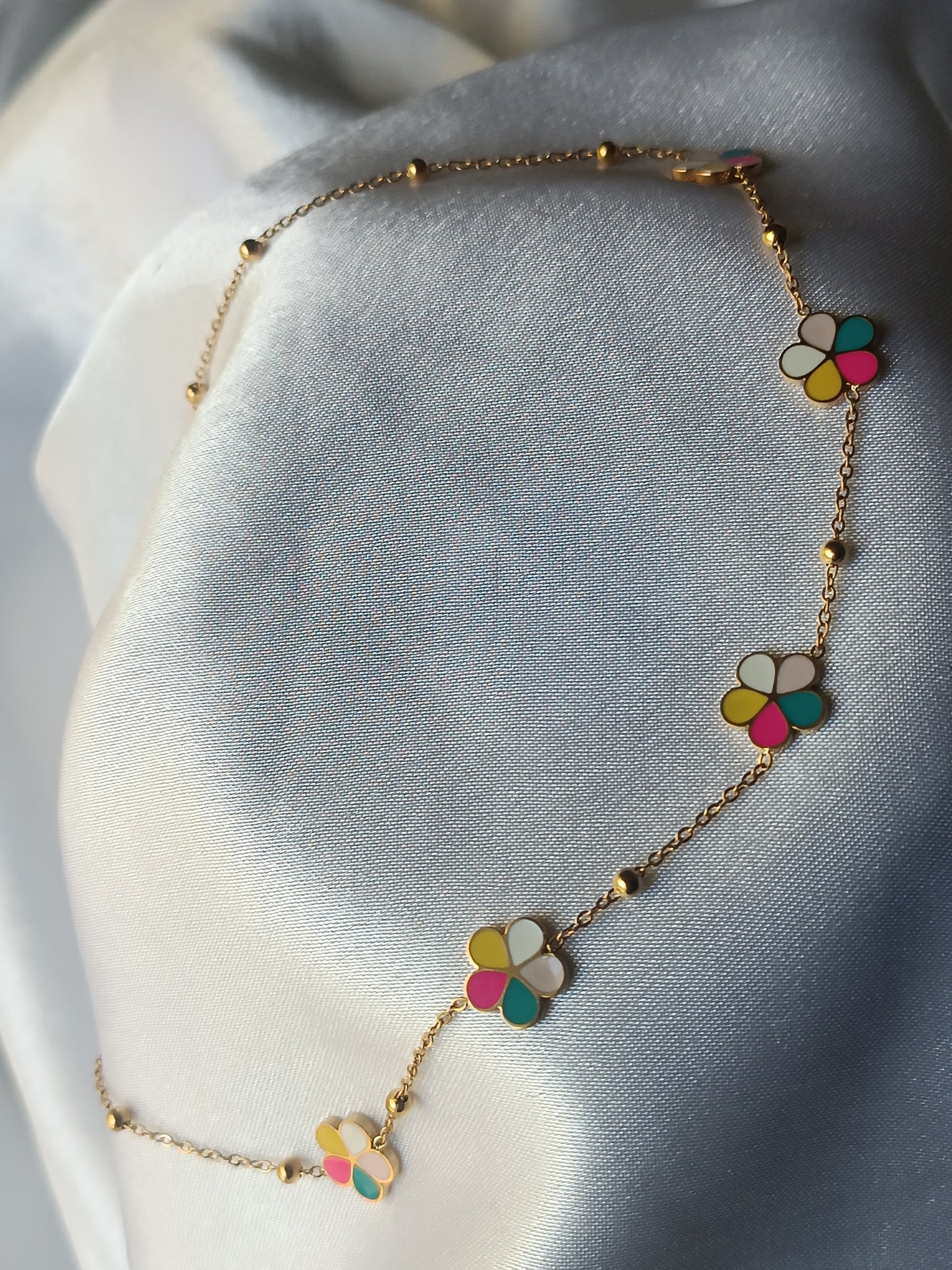 Collier Lyhana