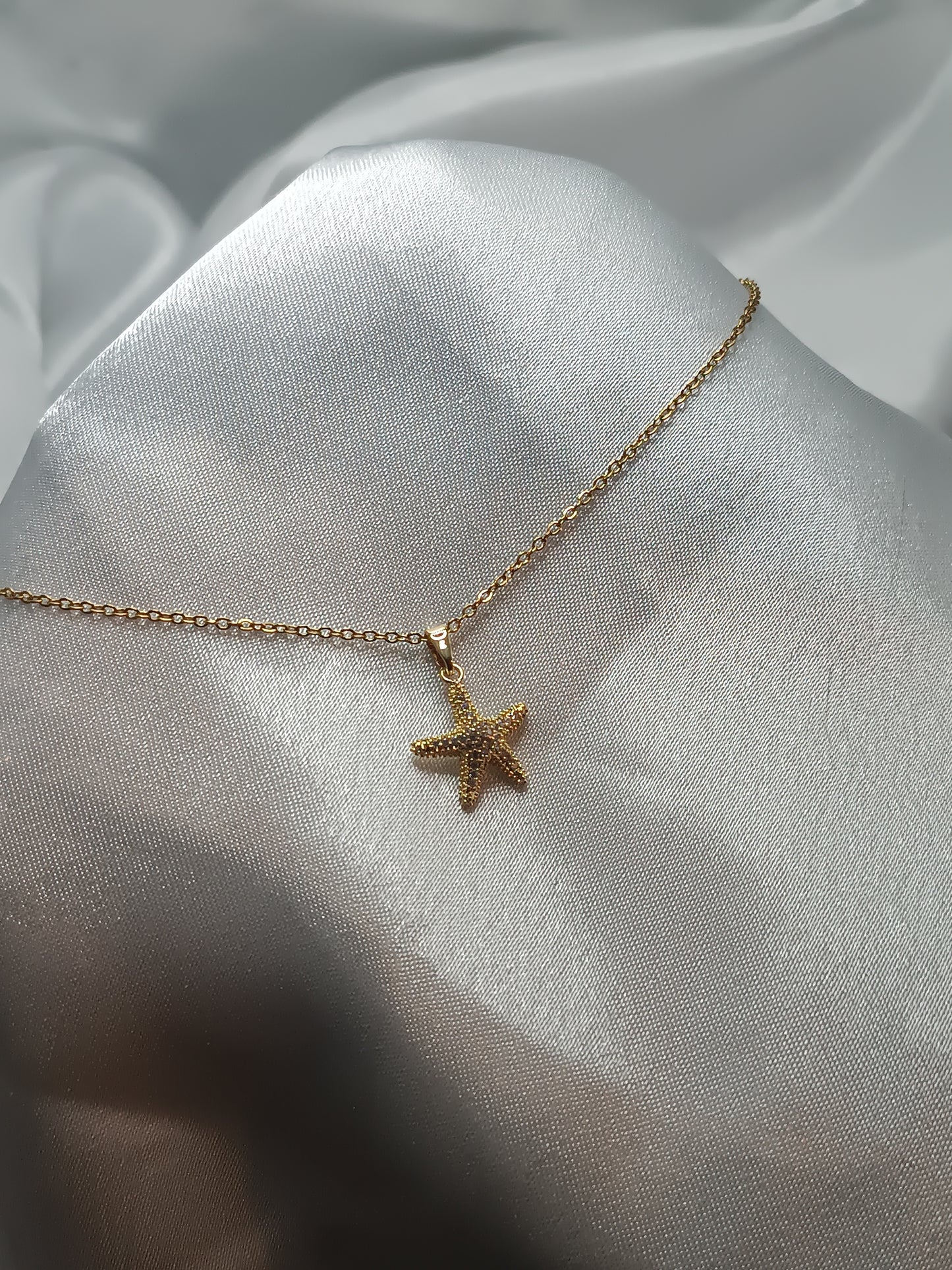 Collier Maya