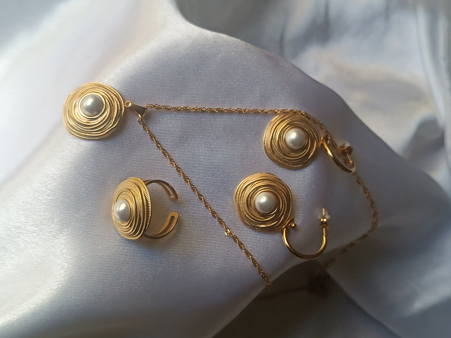 Collier Inaya